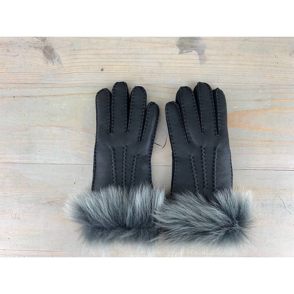UGG THREE POINT BLACK LEATHER GLOVES WITH TOSCANA FUR Trim MED NWT - Picture 2 of 9